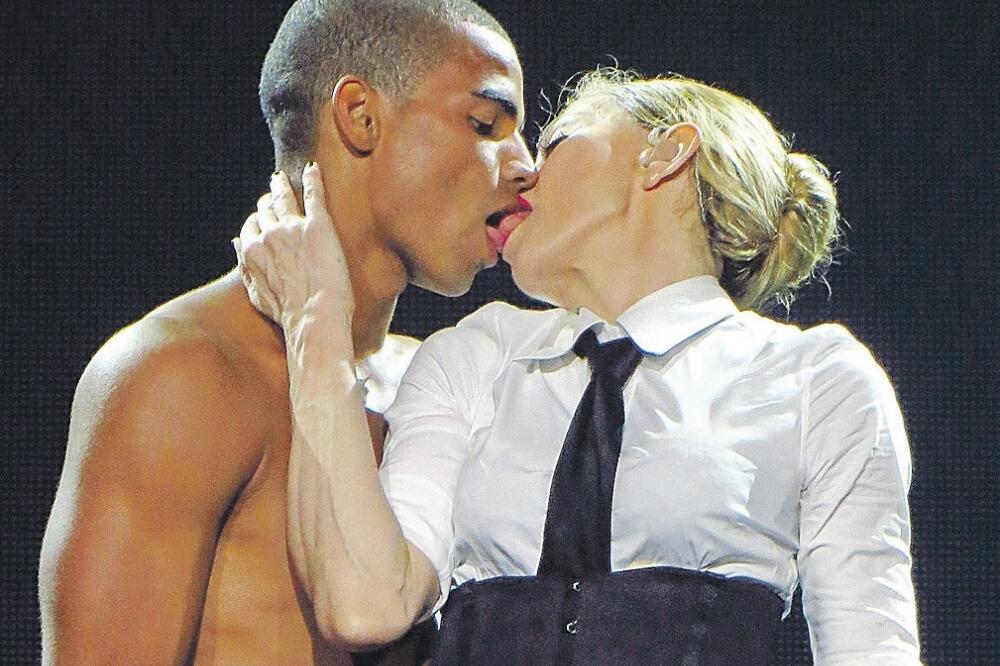 Brahim Zaibat, Madona, Foto: Crushable.com