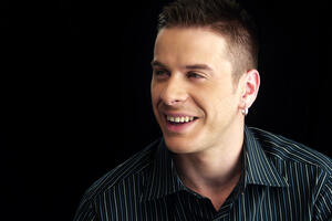 Georgiev oduzeo kameru paparacu