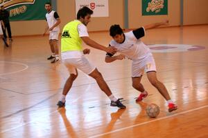 Ekonomija melje redom