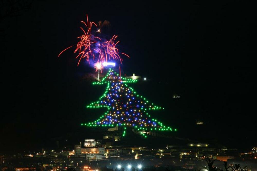 Najveća jelka na svijetu, Foto: Www.umbria.org