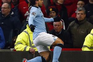 Aguero poručio Pelegriniju: Želim u Barsu