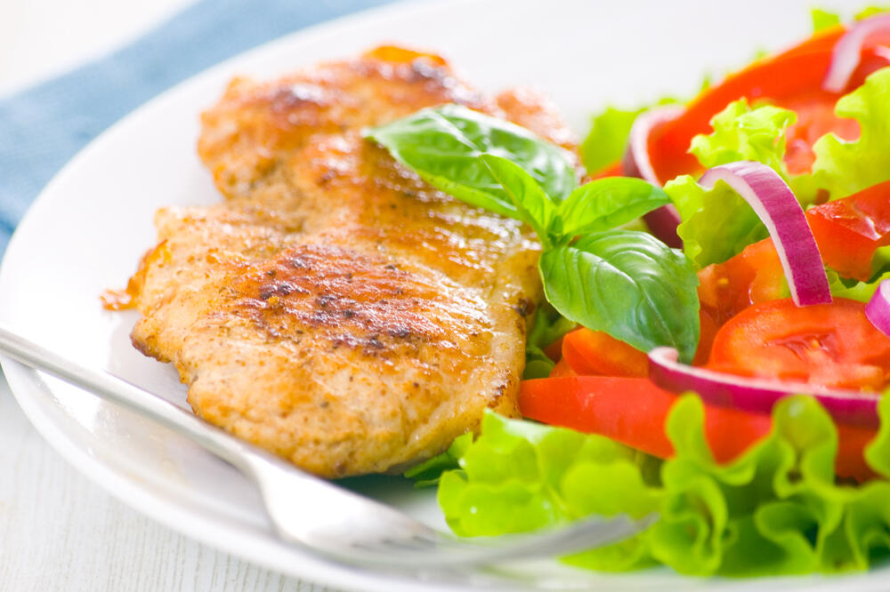 Pileći polpeti sa tikvicama, Foto: Shutterstock