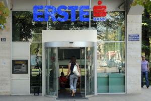 Erste ponovo banka godine u Crnoj Gori