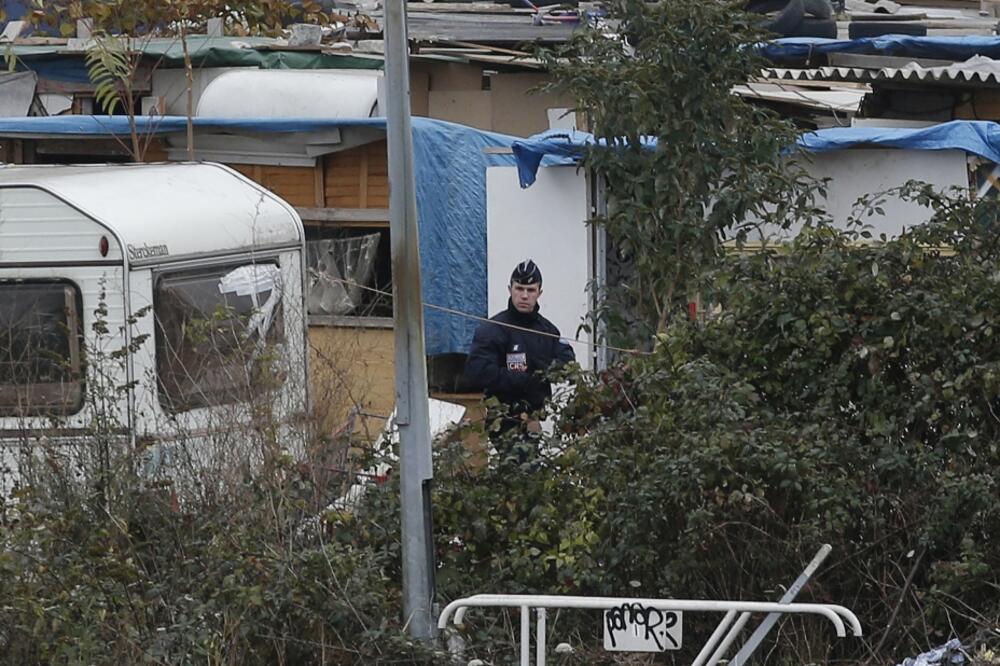 Francuska, romsko naselje, Foto: Beta/AP