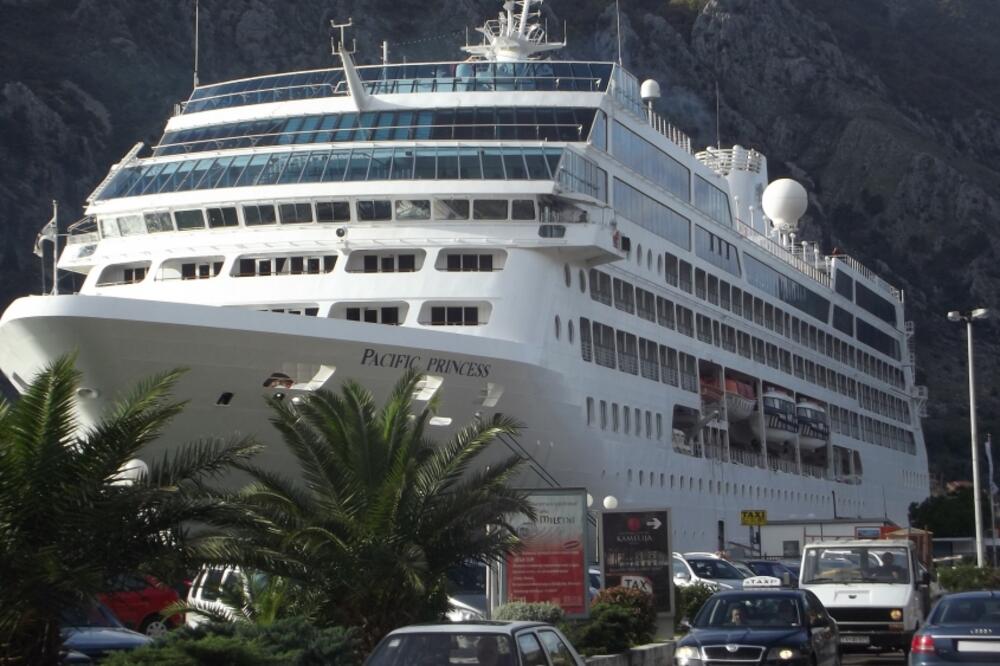 kruzer Pacific princess, Foto: Ivana Komnenić
