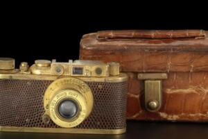 Foto-aparat "lajka" prodat na aukciji za 620.000 dolara
