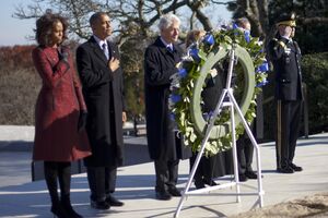 Obama na grobu Džona Kenedija: Danas pozdravljamo prave  šampione