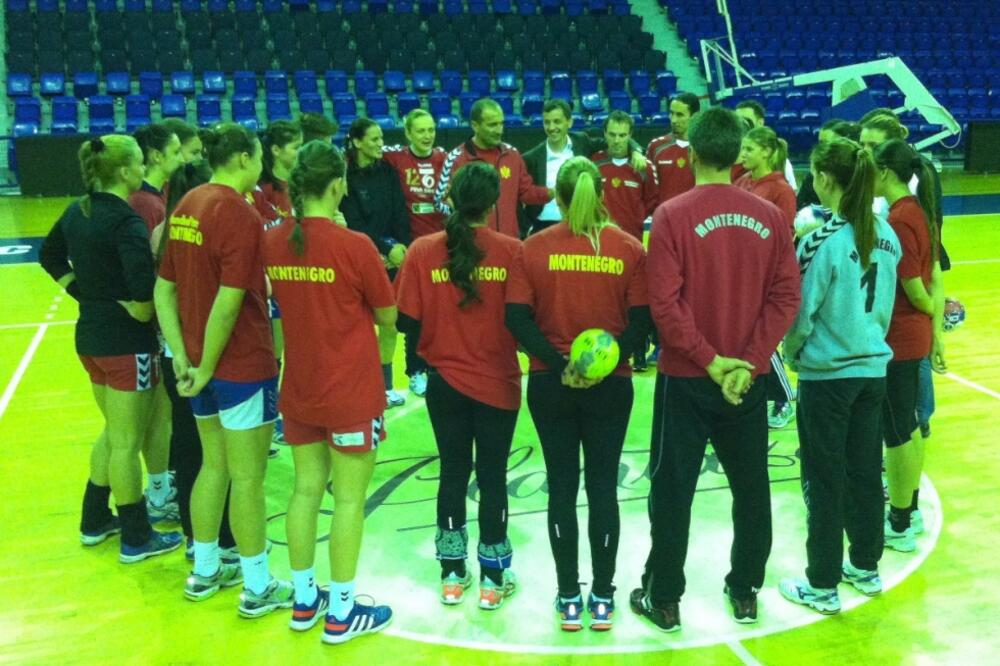 Rukometašice Crne Gore, Foto: Saša Jončić