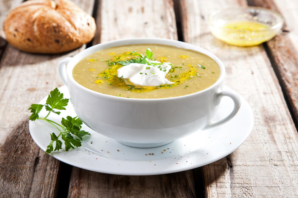 Bijela pileća supa, Foto: Shutterstock