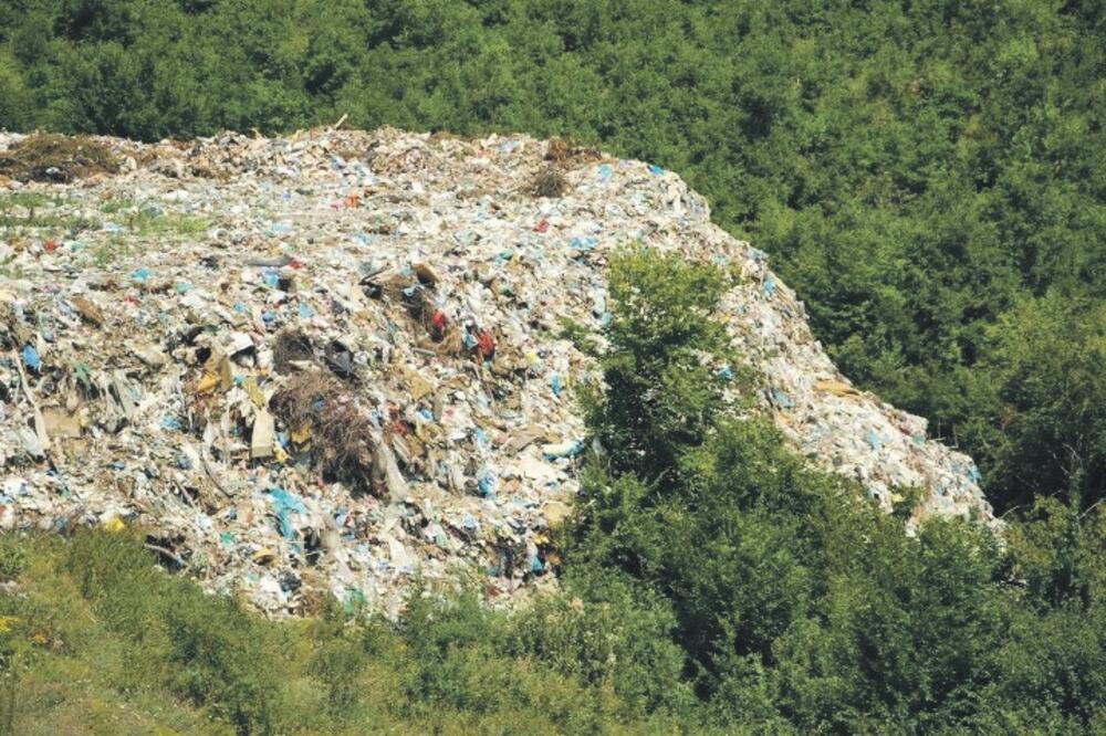 Deponija, Vasove vode, Foto: "Ozon"