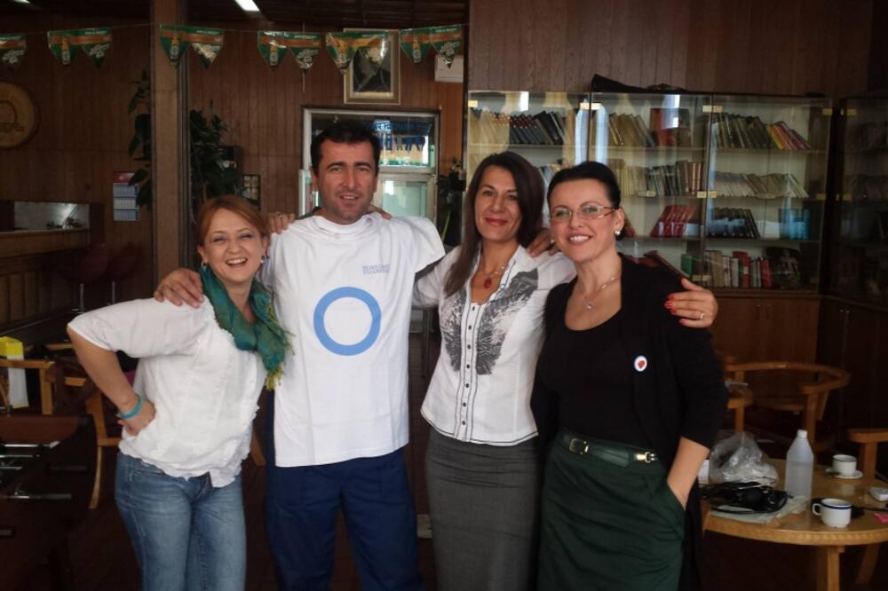 Plavi krug, Foto: Organizacija "Plavi krug"