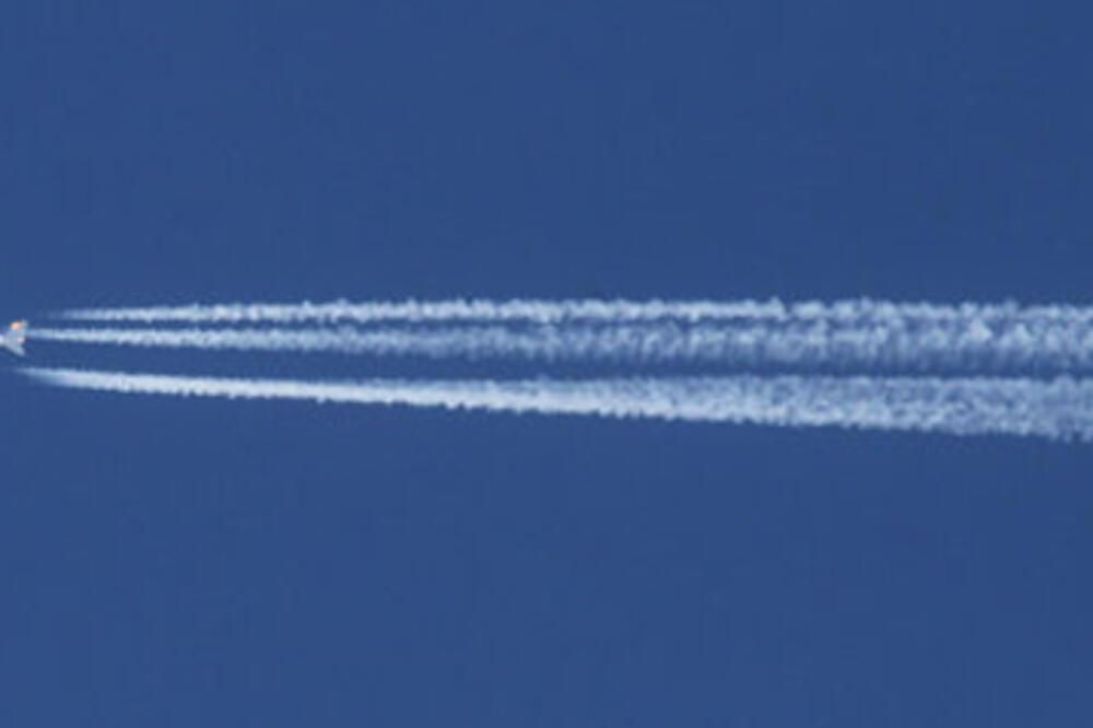 Mlaznjak na nebu, avion, Foto: Sxc.hu