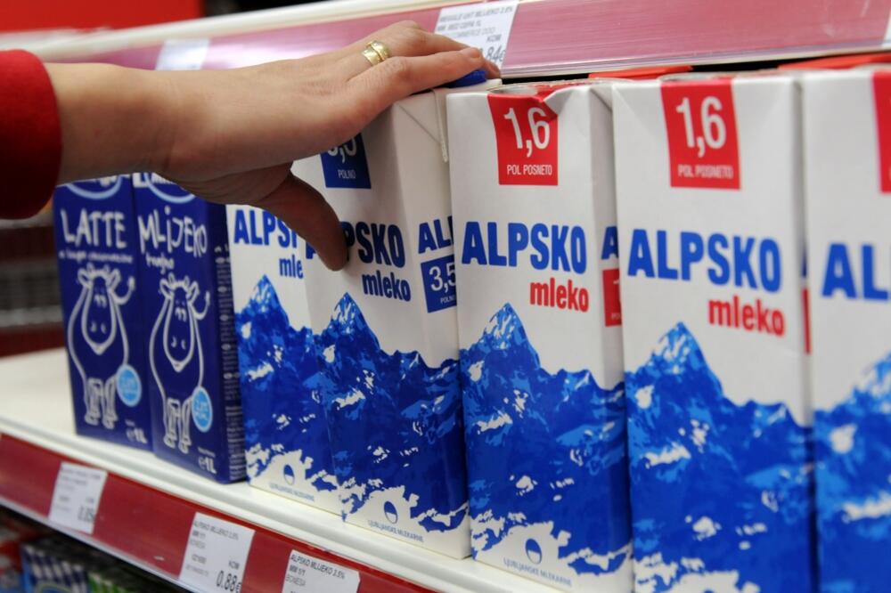mlijeko, Alpsko mleko, Foto: Boris Pejović