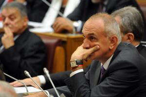 Vukčević na čelu IRF