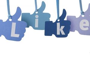 Facebook redizajnirao Like i Share dugmiće