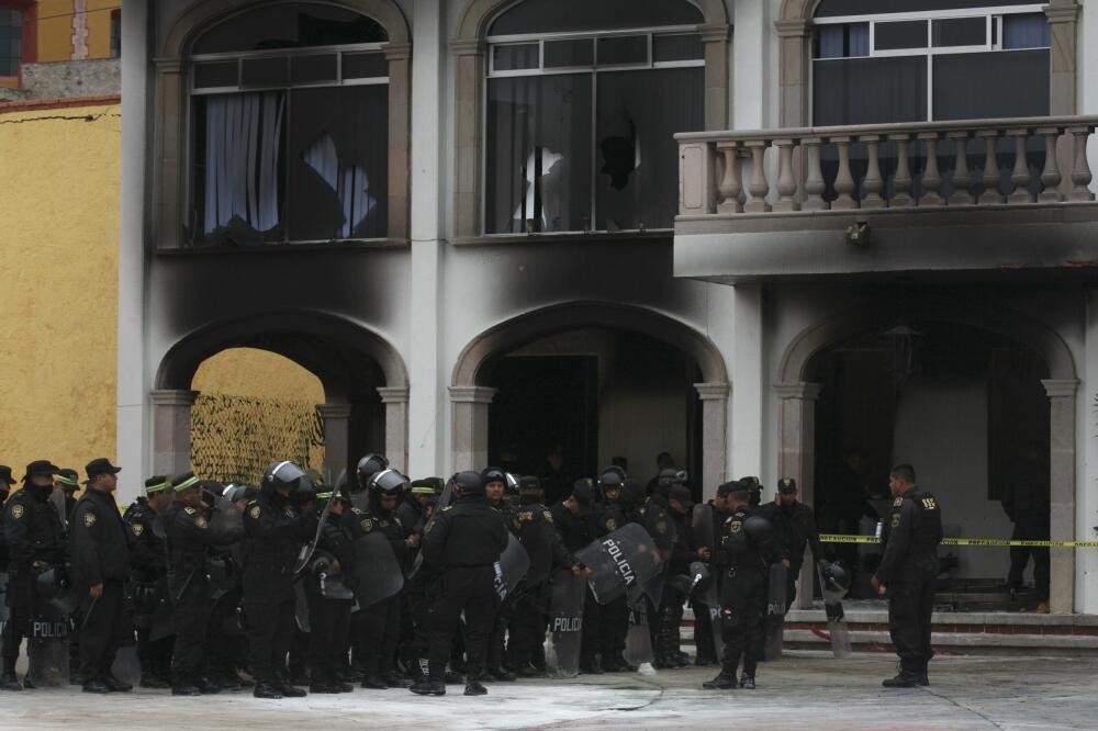 Meksiko policija, Foto: Reuters