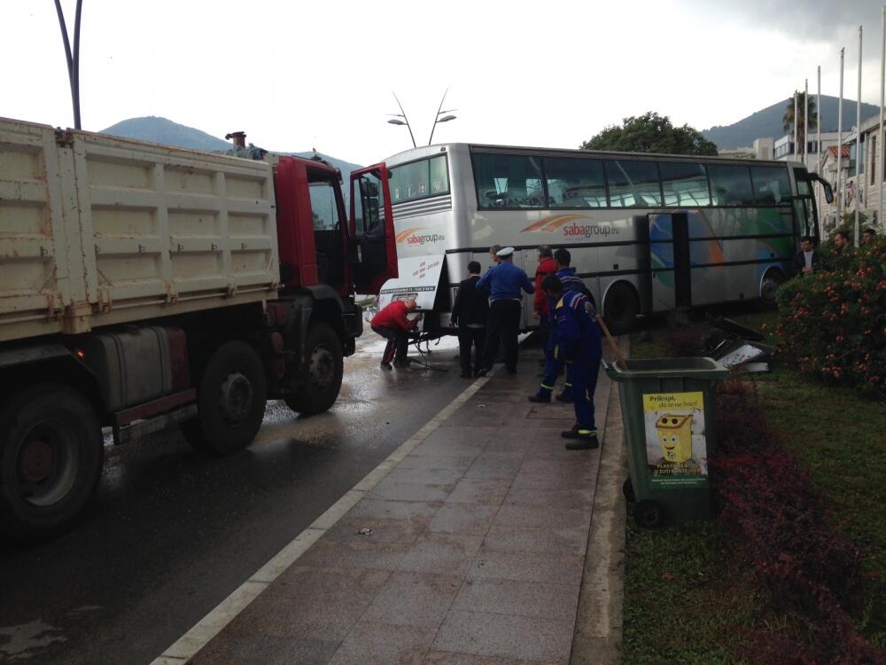 kosovski autobus, nezgoda Budva