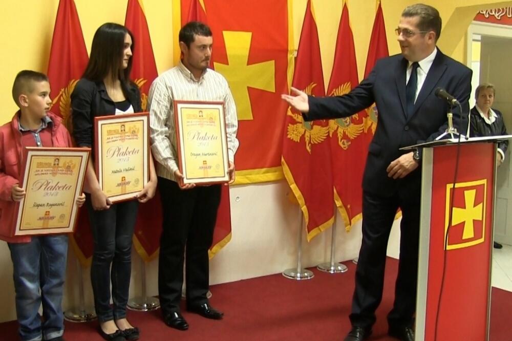 Krstaš, Foto: Udruženje Crnogoraca "Krstaš"