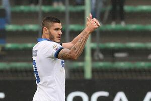 Mazari popušta: Inter će igrati s dva napadača?