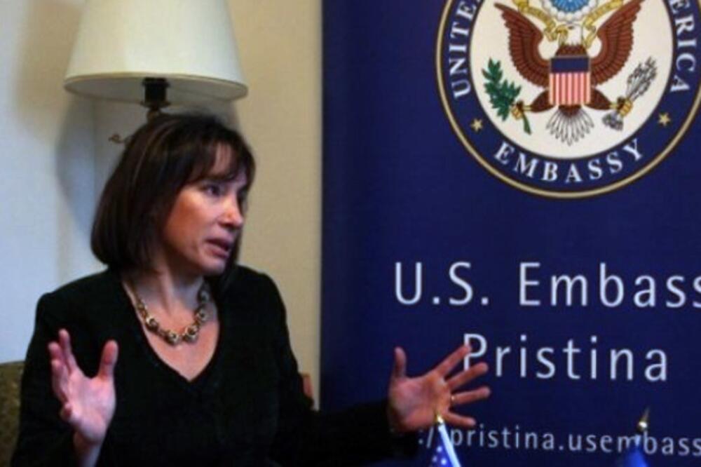 Trejsi En Džejkobson, Foto: Gazetaeprizrenit.com