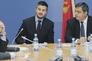 Vlada neće da Skupština  utiče na pregovore sa EU