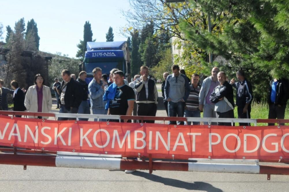 Duvanski kombinat, Radnici, Protest, Foto: Luka Zeković