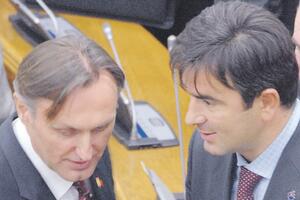 Krivokapić da traži  ostavke u DPS-u