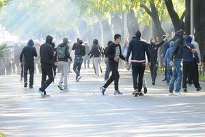 Uhapšeno petoro mladića koji su tukli srednjoškolca koji je...