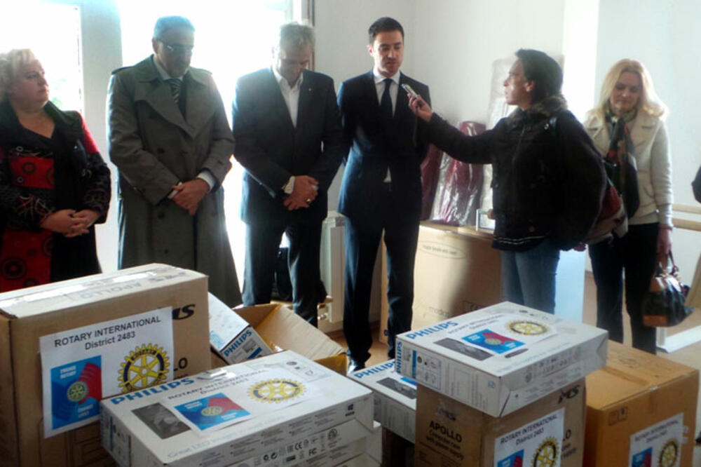 Dnevni centar Cetinje, pokloni, Foto: Danijela Lasica