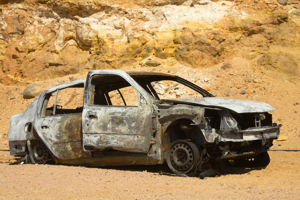 Izgorelo auto, Foto: Shutterstock