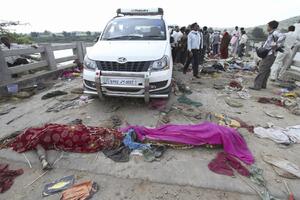 Indija: U stampedu poginulo 109 osoba