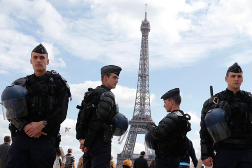 Ajfelova kula, Foto: Http://spectralhues.com