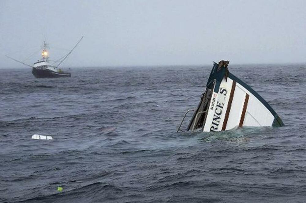 Brod, Potopljeni brod, Indijski okean, Foto: Beta/AP