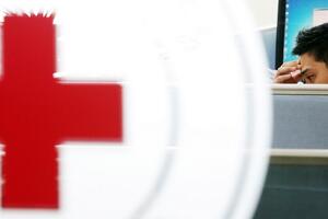 V.Britanija: Crveni krst dijeli hranu prvi put od 1945.