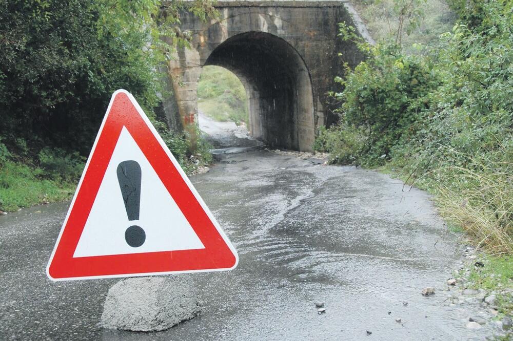 Stara Zlatica, put, Foto: Zoran Đurić