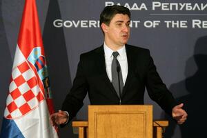 Milanović: Ćirilične table ostaju u Vukovaru