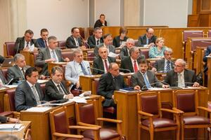 Poslanici danas o izmjenama Poslovnika