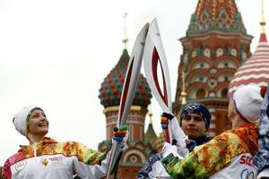 Olimpijska štafeta počela put po Rusiji