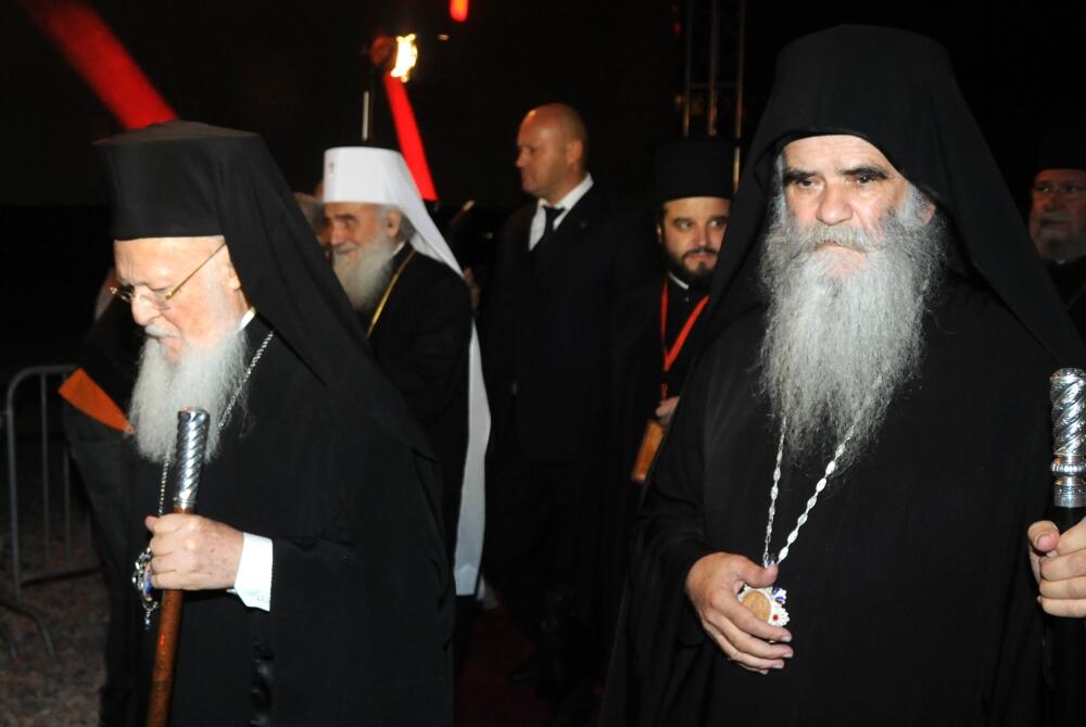 Hram Hristovog vasrsenja akademija, Amfilohije