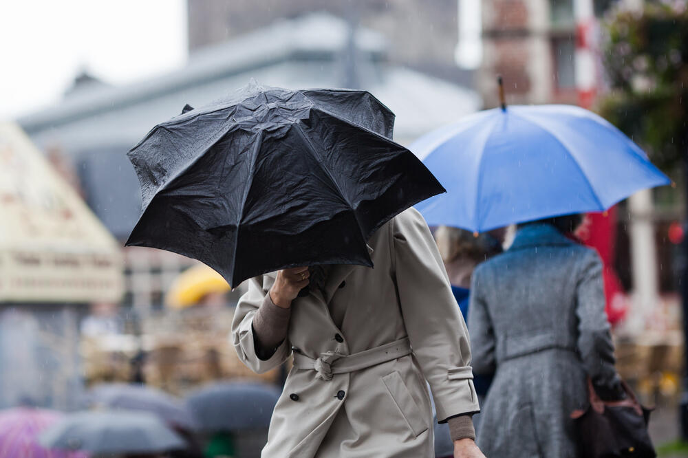 kiša, kišobran, Foto: Shutterstock.com