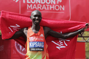Kipsang postavio novi svjetski rekord u maratonu