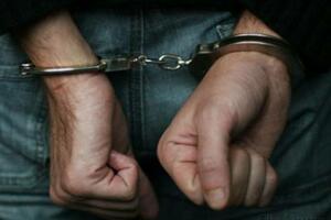 Francuska: Uhapšeni kradljivci zlatnih poluga iz aviona
