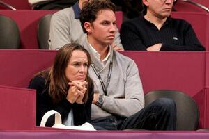 Martina Hingis prebila muža