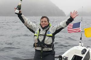 Britanka sama veslala od Japana do Aljaske