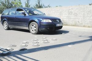 Podgorica: Novi "ležeći policajci" oštećeni istog dana kada su...