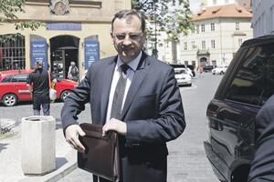 Ćeška: Nečas oženio Nađovu