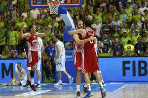 Hrvatska jednom nogom u polufinalu