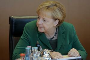 Novi imidž Angele Merkel za treću izbornu kampanju