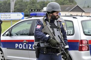 Kraj drame u Austriji: Lovokradica se spalio pošto ubio 3 policajca
