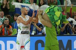 Slovenija nanijela Italiji prvi poraz